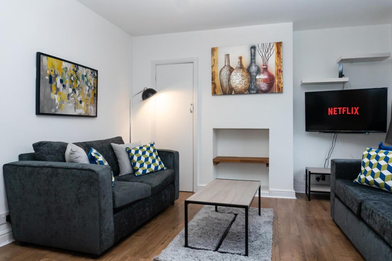 Relaxation By Olauda Sa - 3 Bed House With Free Parking Casa vacanze Bristol